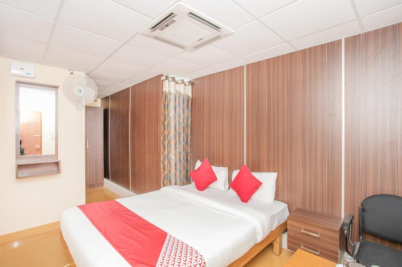 Oyo 10291 Sri Venkatadri Residency Hotell Bangalore Exteriör bild